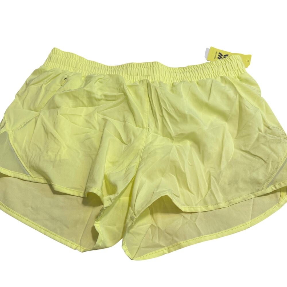 All in Motion Women's Yellow Mid-Rise Run Shorts - Size Medium - NWT